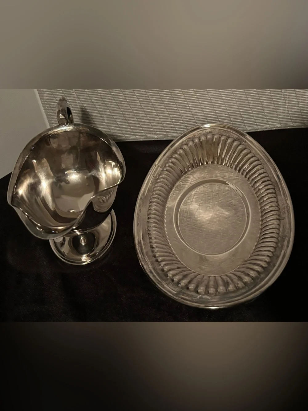 Vintage Kent Silversmiths Silverplate Hollowware Gravy Boat & Tray